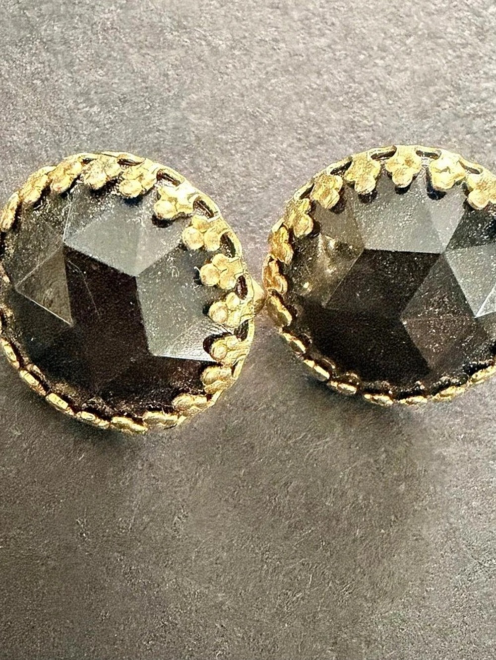 Vintage Black Faceted Rhinestone Clip On Earrings Gold Tone Round Statement